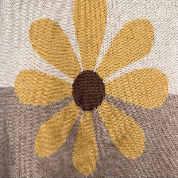 Abercrombie kids Daisy pattern sweater vest Knit Sweater Youth Size 13/14 NWT - Picture 2 of 7